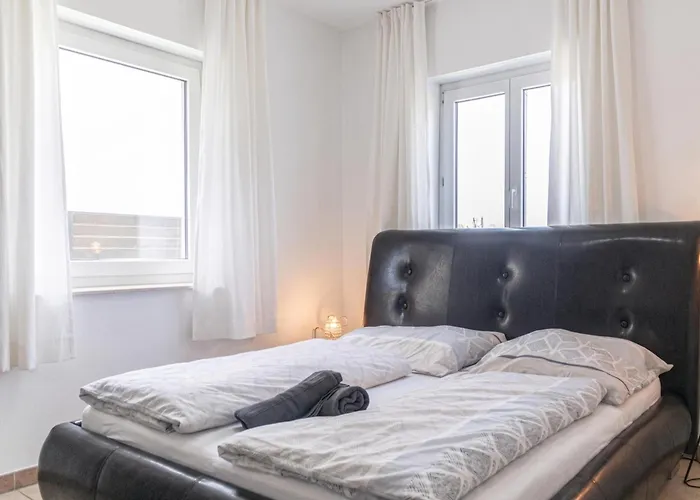 Cozy Private111 דירה